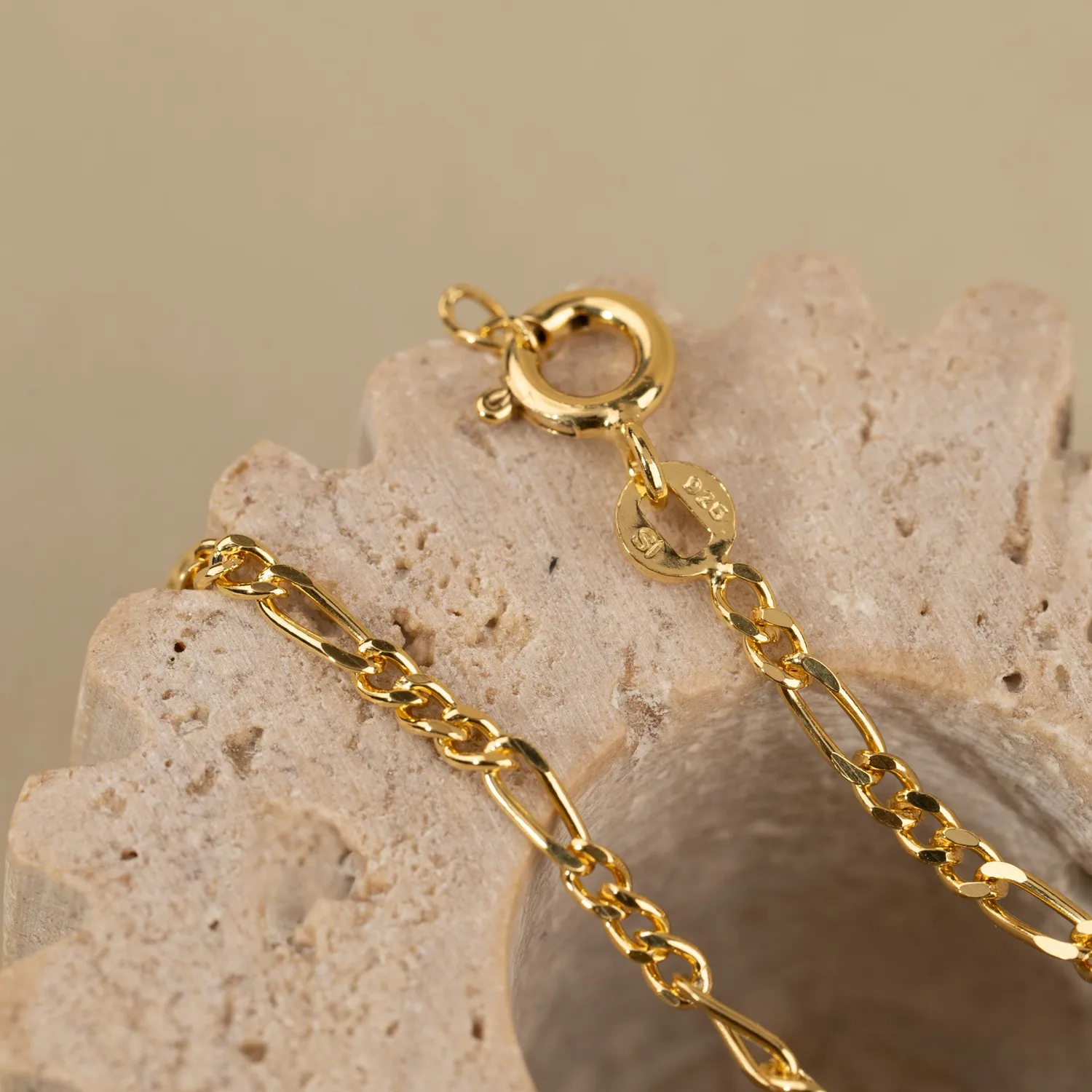 Sisi Copenhagen Uma figaroarmbånd forgyldt 16-19 cm