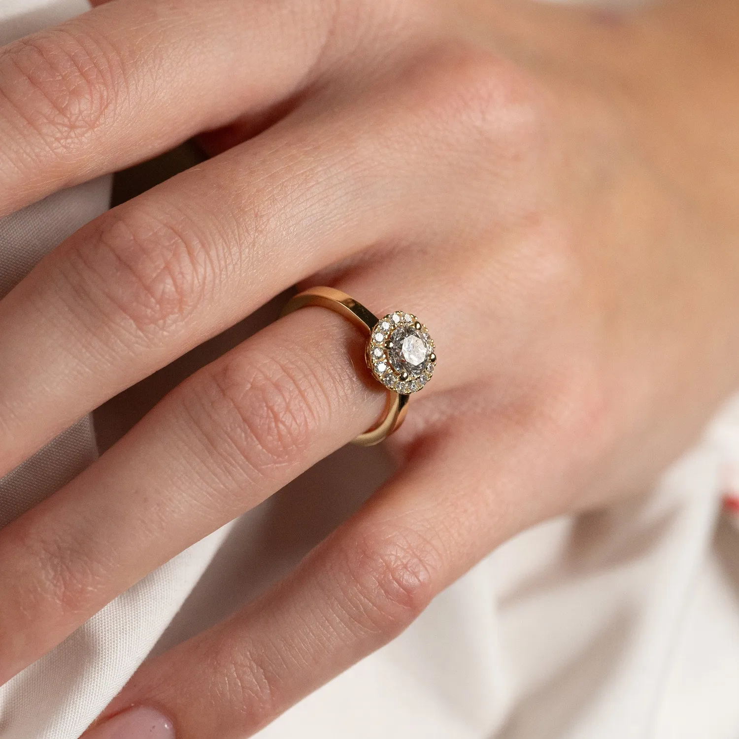 Sisi Copenhagen Simple Halo diamantring 1,0 ct guld