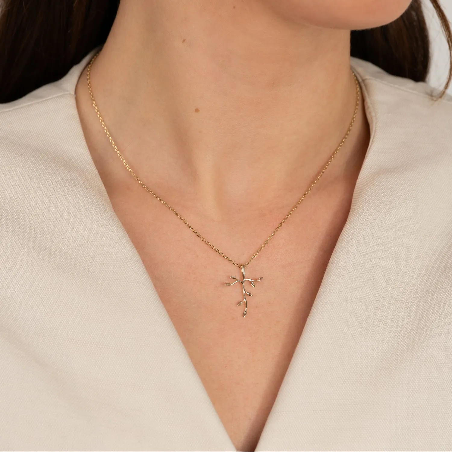 Sisi Copenhagen Eden Cross vedhæng 9 kt guld 24 mm