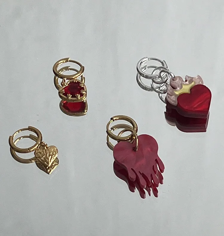 Wos Veja Crystal single ørering guld rødt hjerte