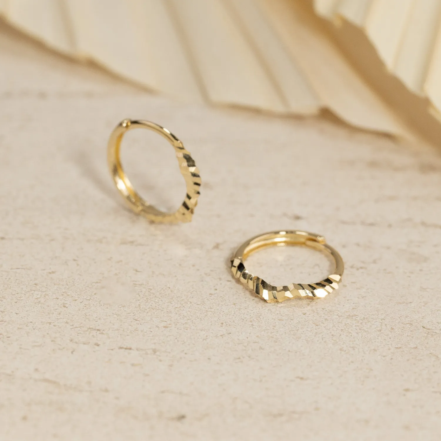 Sisi Copenhagen Dina creoler 12 mm i 9 kt guld