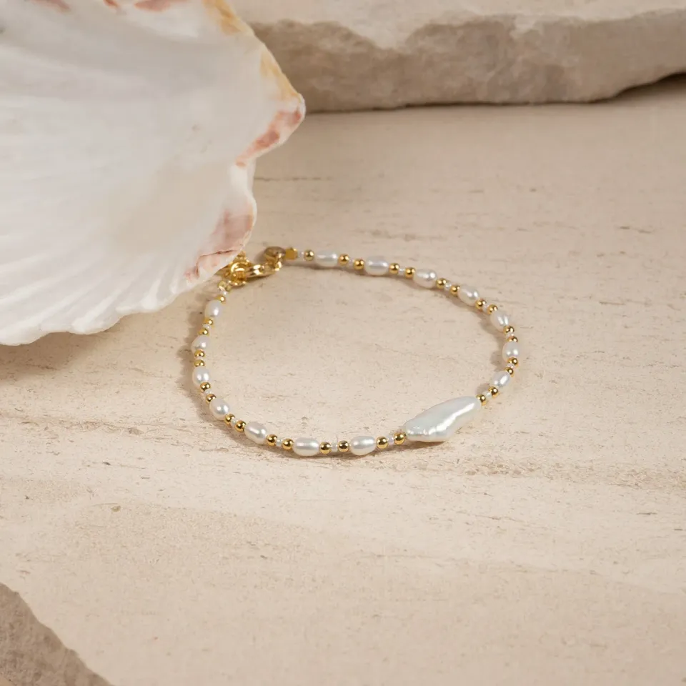 Sisi Copenhagen Lana Pearl armbånd forgyldt perler 16cm