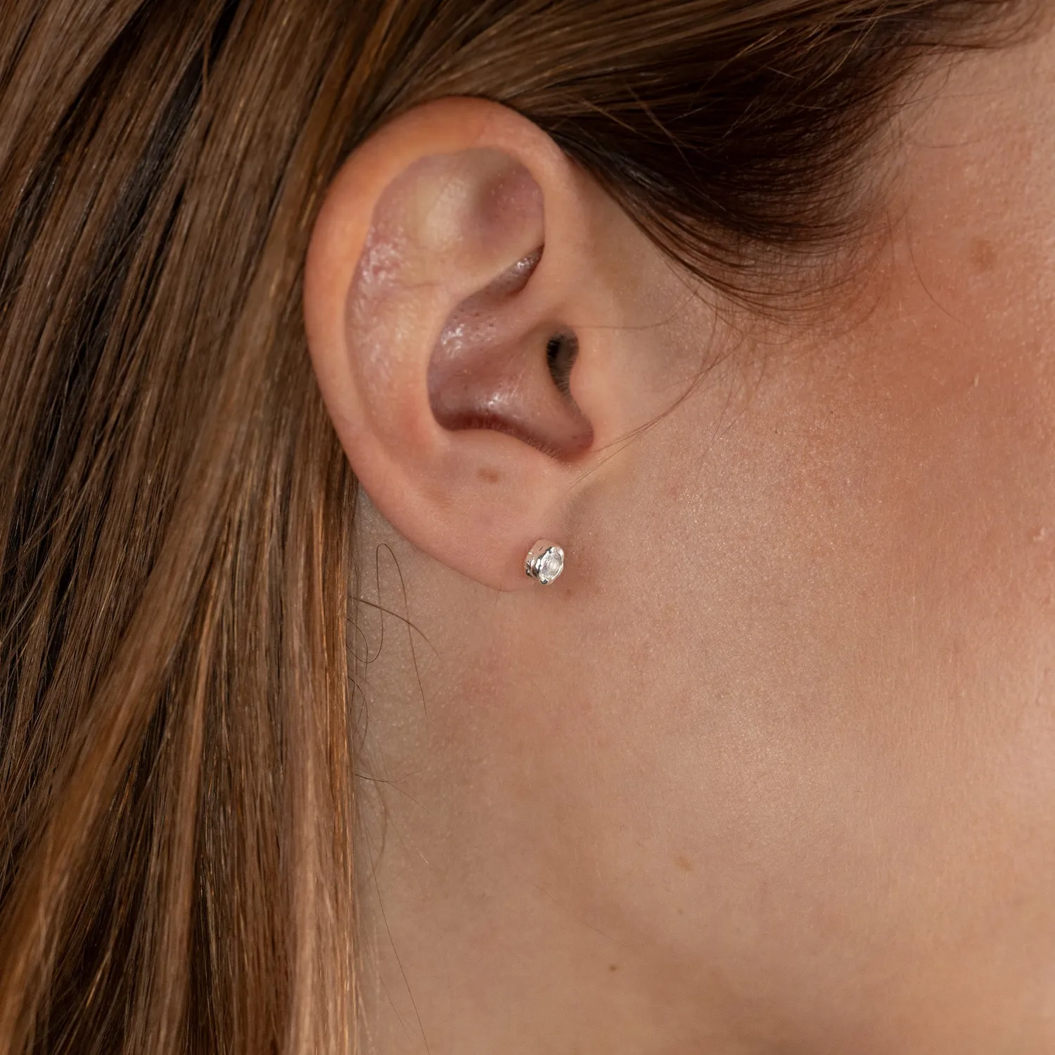 Sisi Copenhagen Selene Moonstone ørestikkere sølv 3mm