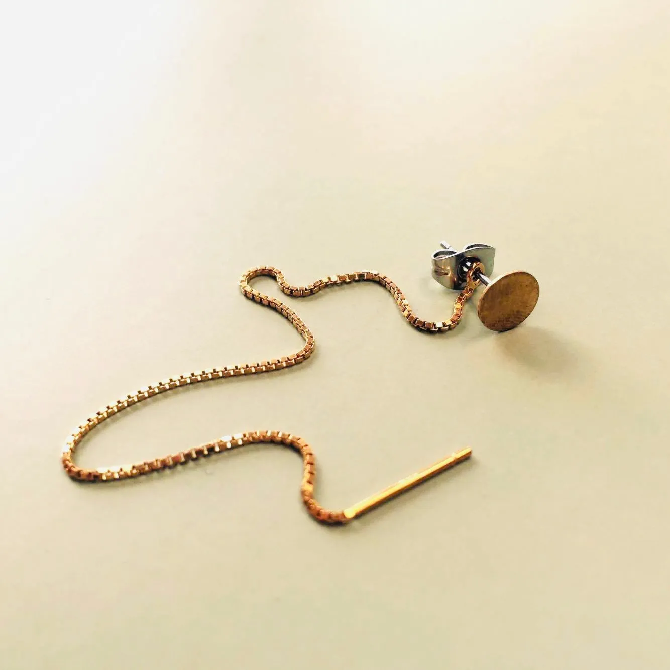 Sunshine & She String med Øje ørestring 12 cm forgyldt 1 stk