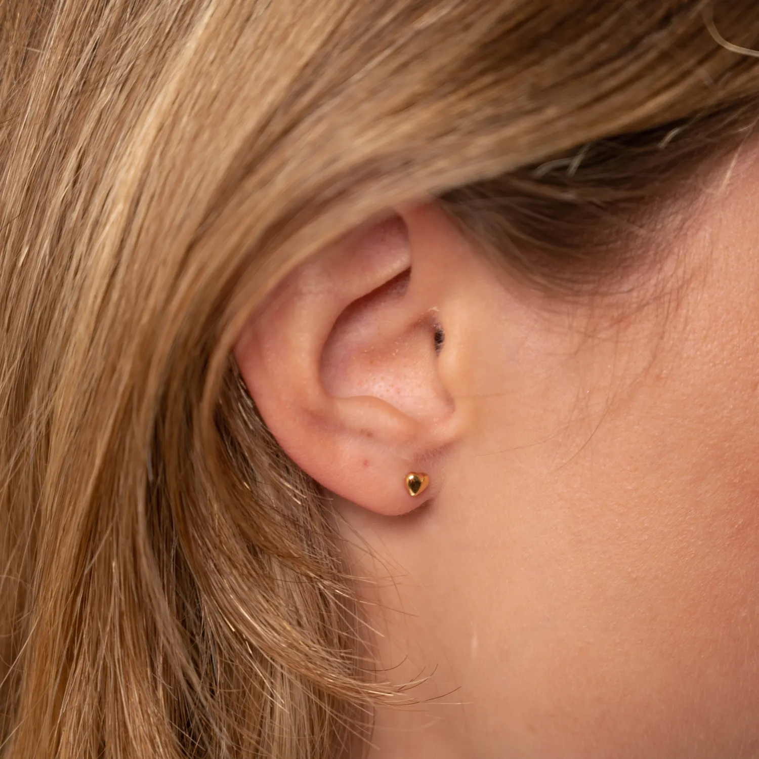Sisi Copenhagen Valentina ørestikker 4 mm hjerte guld