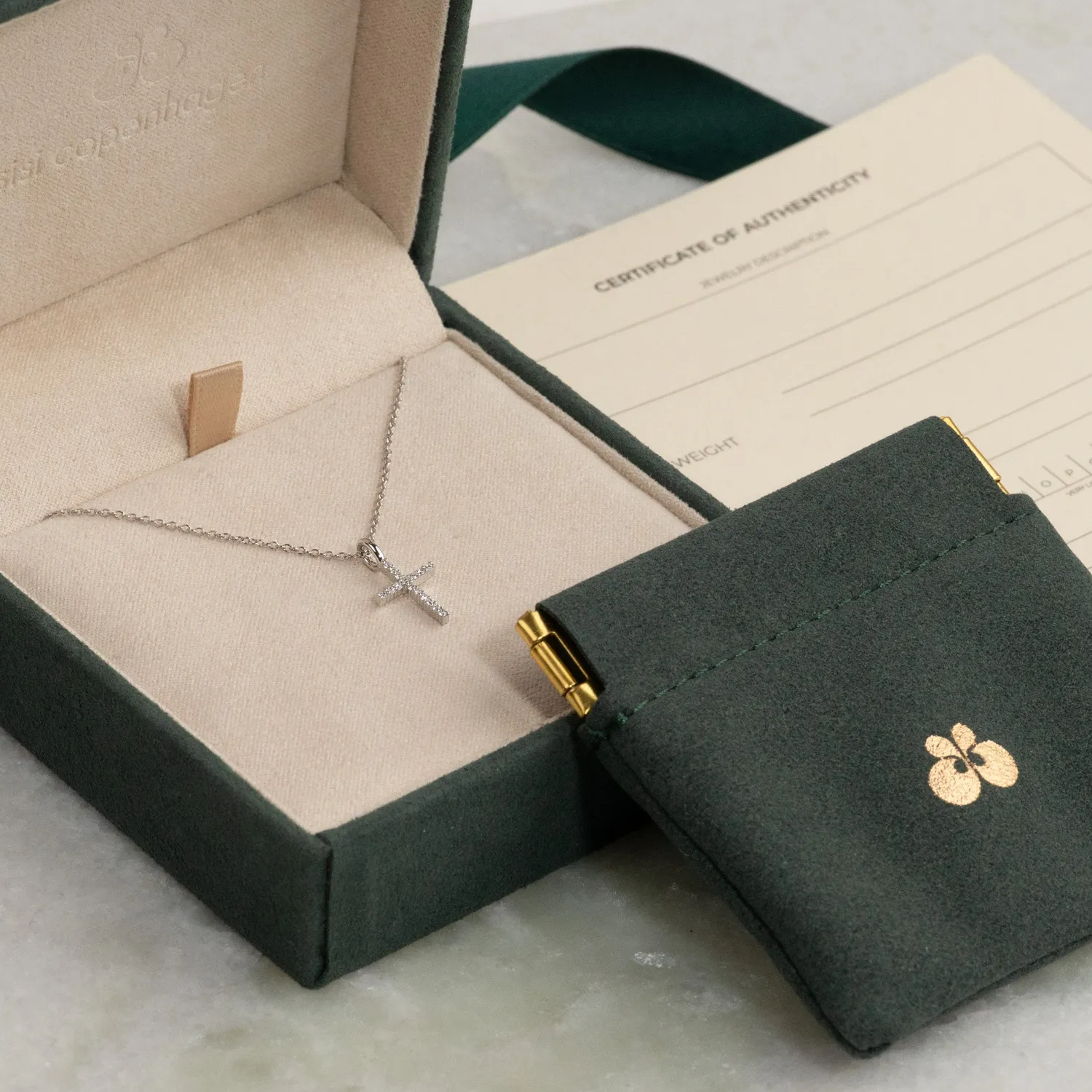 Sisi Copenhagen korsvedhæng hvidguld 14 kt 0,08 ct