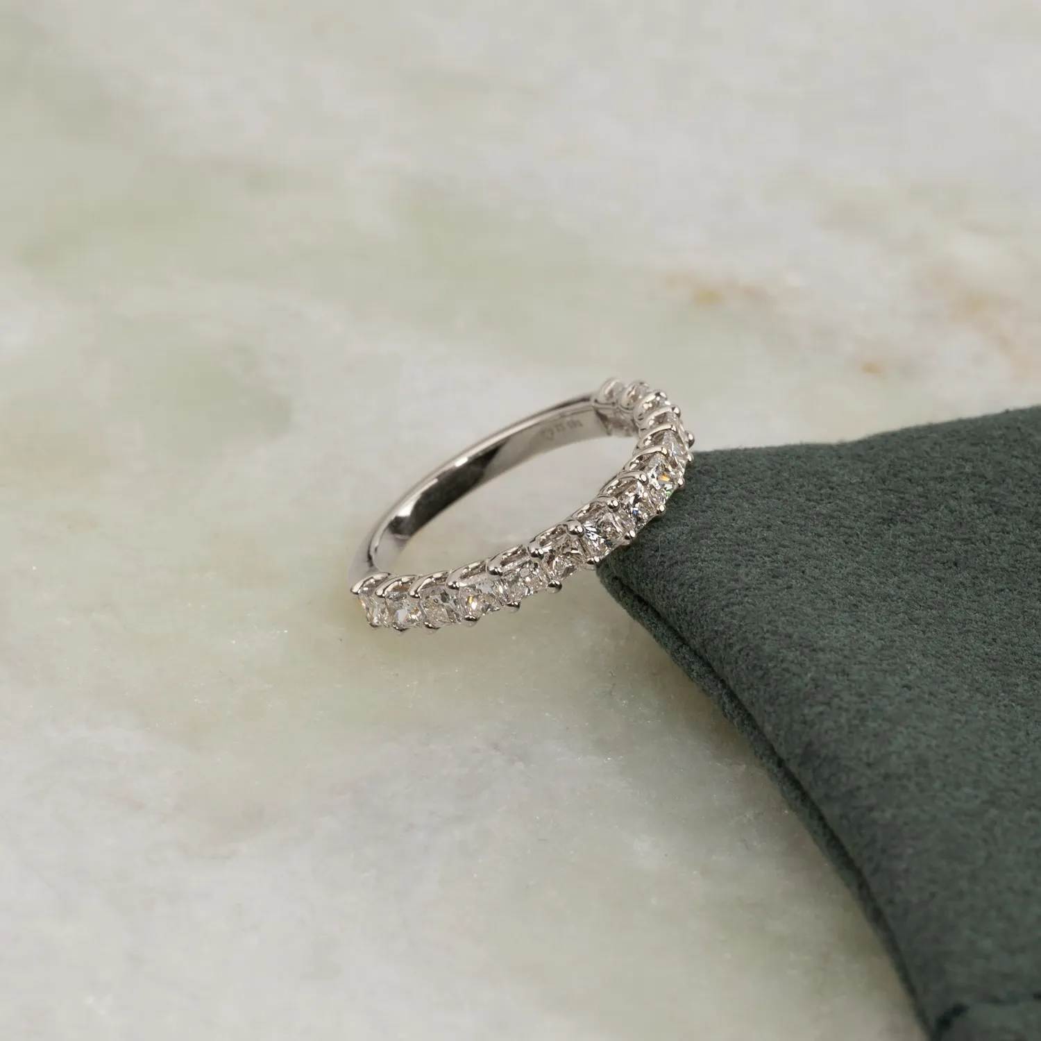 Sisi Copenhagen Princess Half-Alliance diamantring 14 kt guld