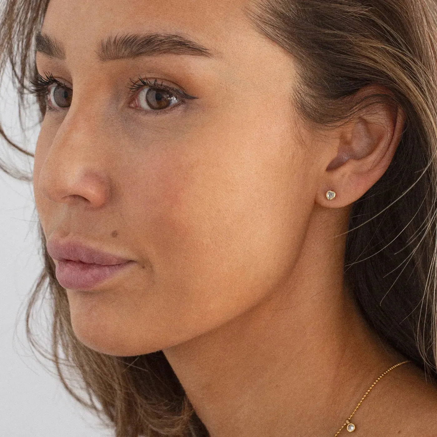 TIMI OF SWEDEN Gaya stud øreringe hjerte guld 4 mm