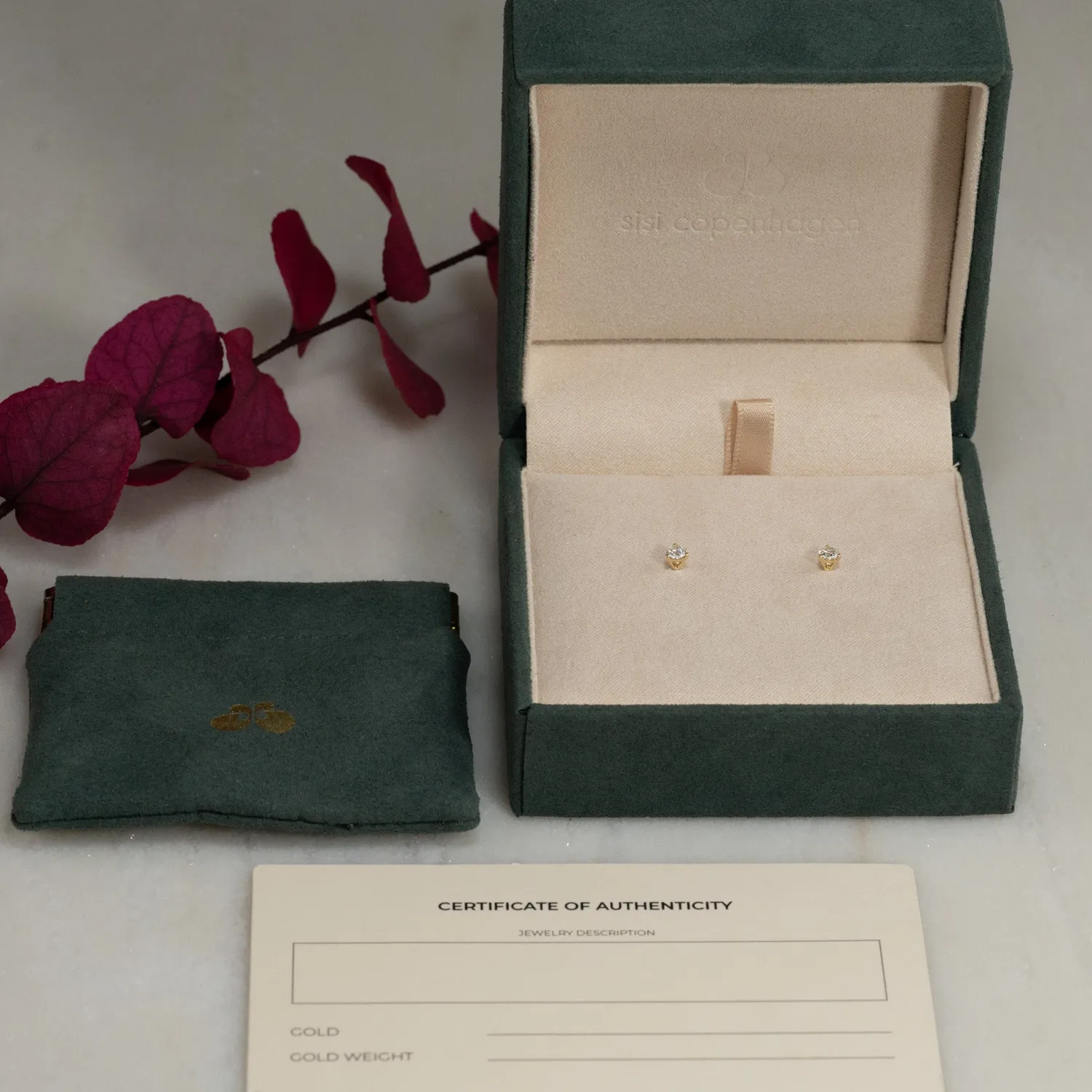 Sisi Copenhagen Simple Lab-Diamond ørestikker guld 0,33ct