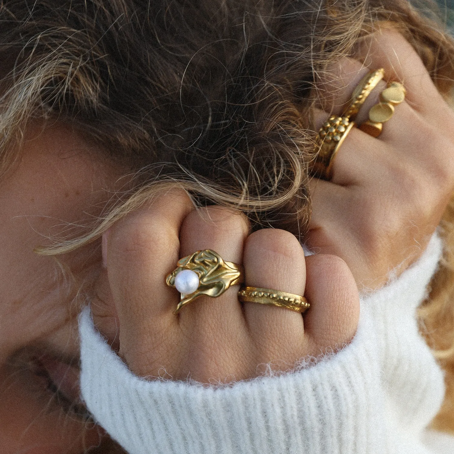 TIMI OF SWEDEN Lex ring smeltet perle guld 15 mm