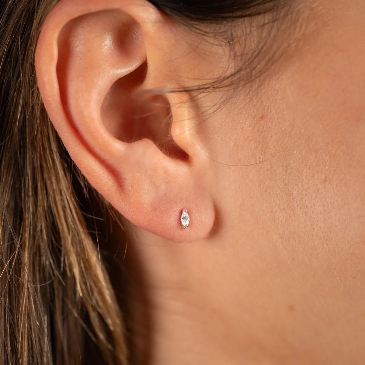 Sisi Copenhagen Feline ørestikker sølv med zirkon 5 mm