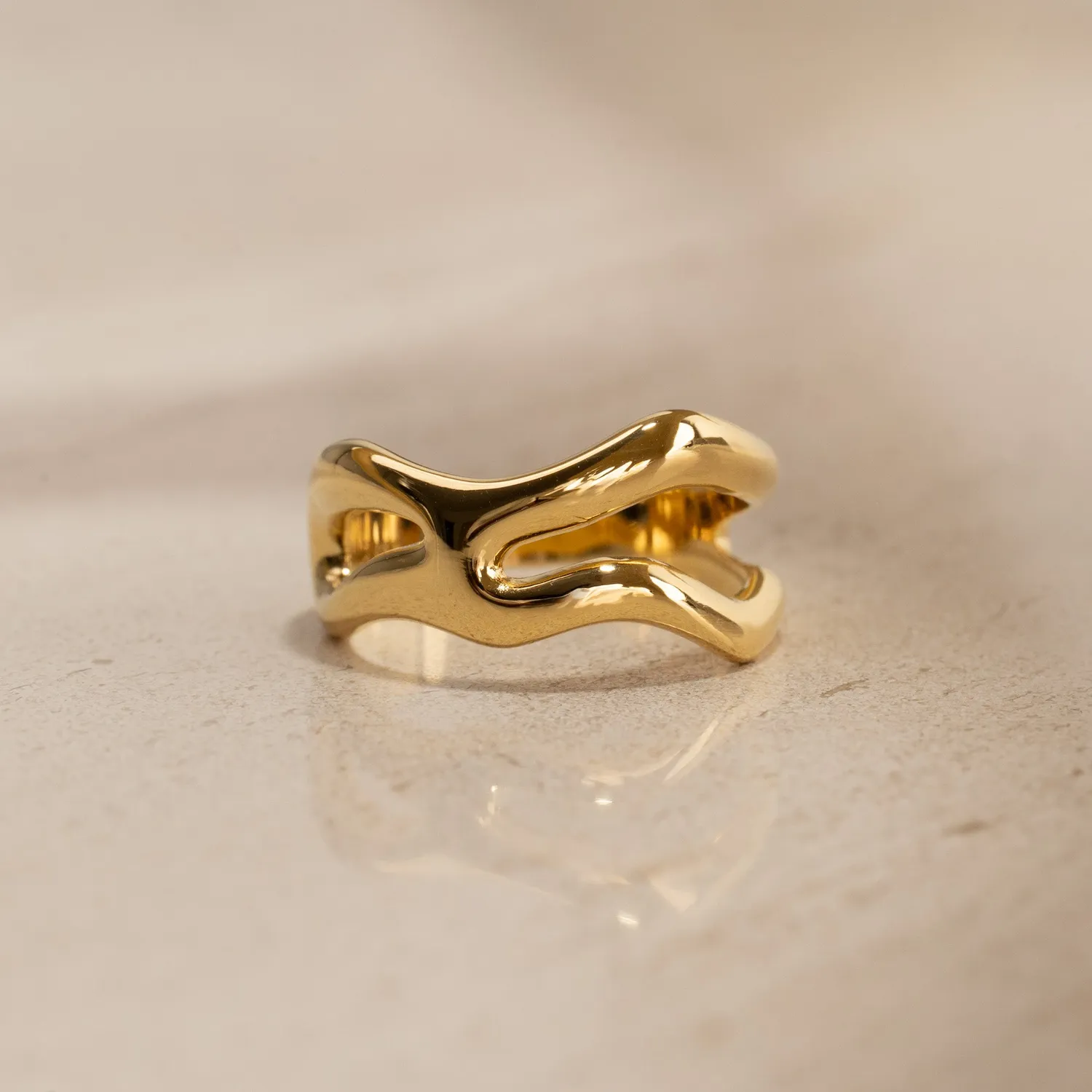 Sisi Copenhagen Astra ring forgyldt organisk str. 48