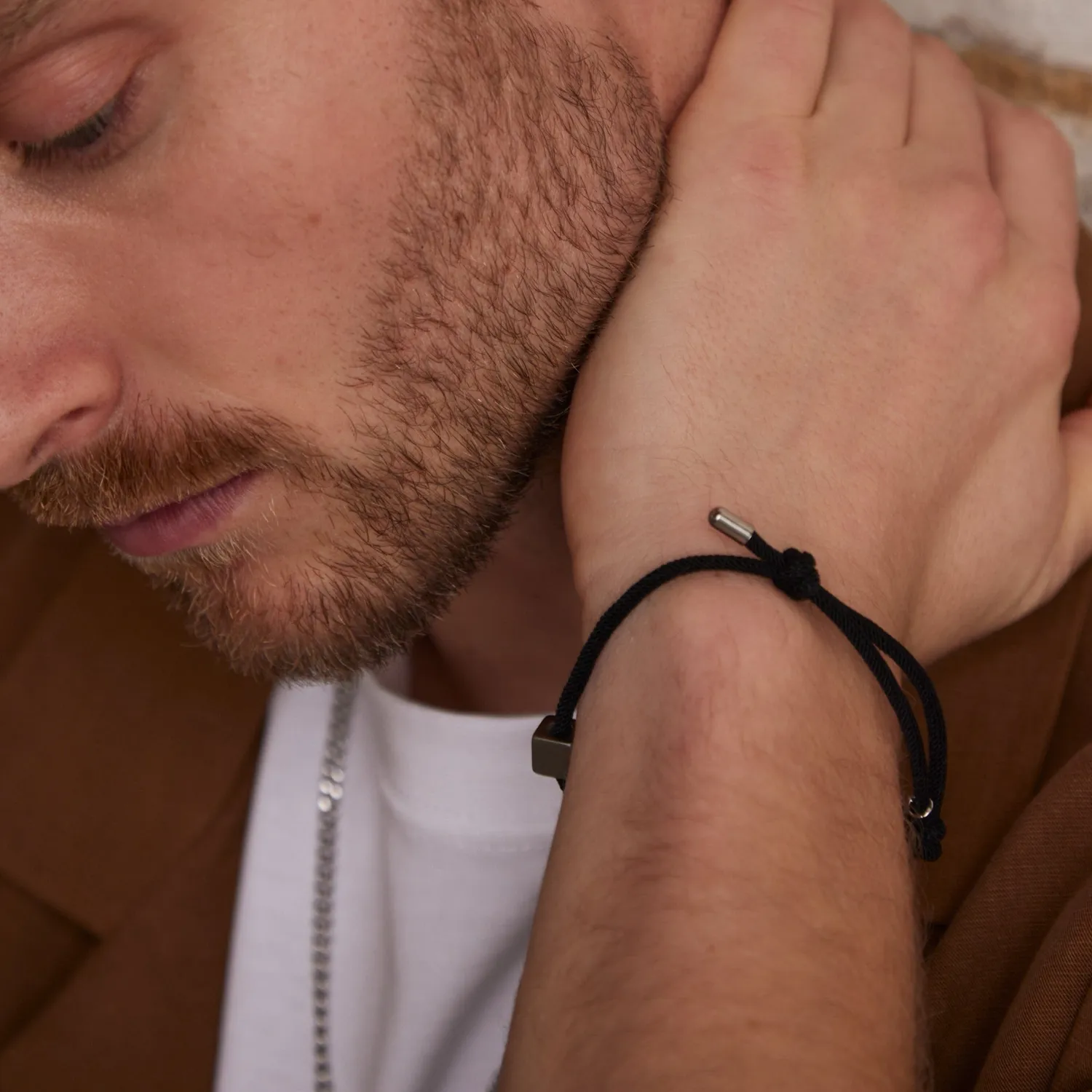 Orelia Cube & Cord armbånd justerbar sort stål