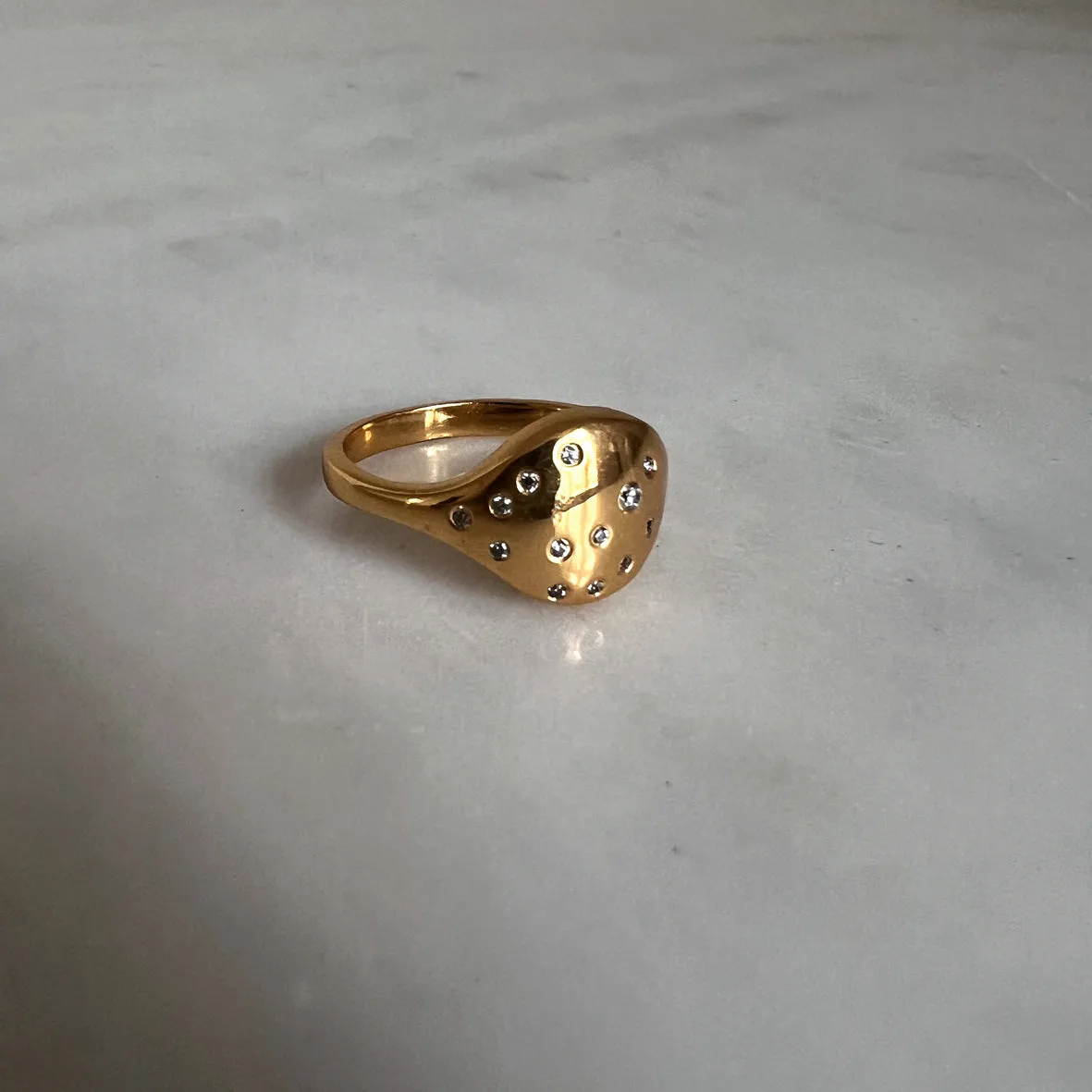 Bykjaergaard Classic ring forgyldt zirkonia str 49-61
