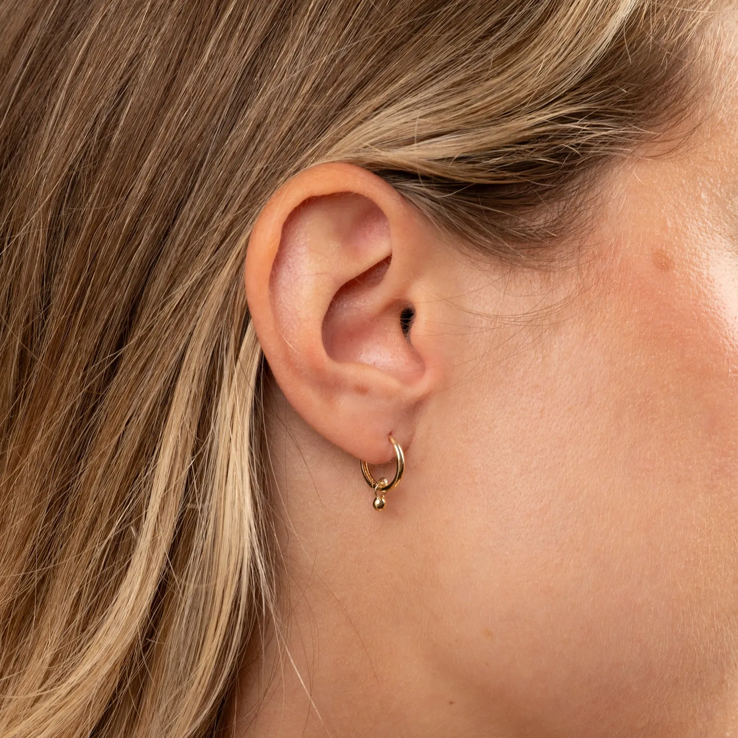 Sisi Copenhagen Minna creoler 9 kt guld med kugle par