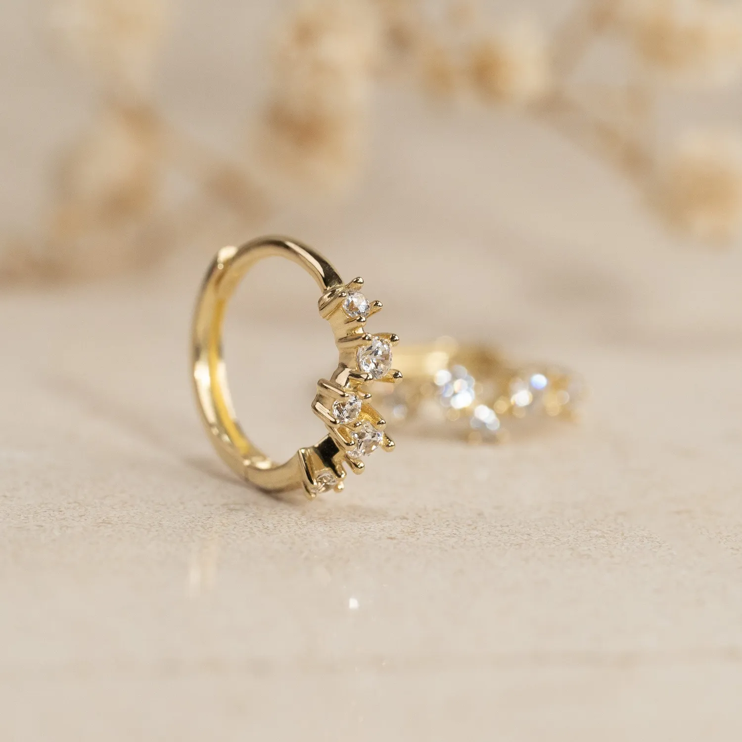 Sisi Copenhagen Maisie Crystal creoler massivt guld zirkon