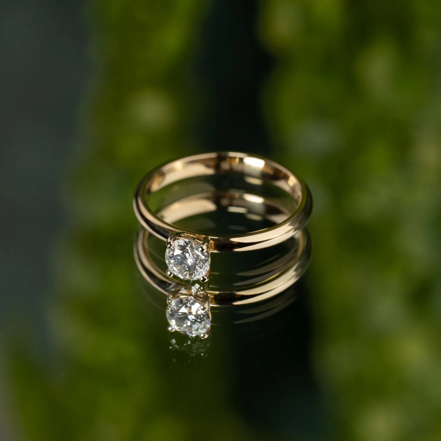 Sisi Copenhagen Simple Solitaire diamantring guld 14kt
