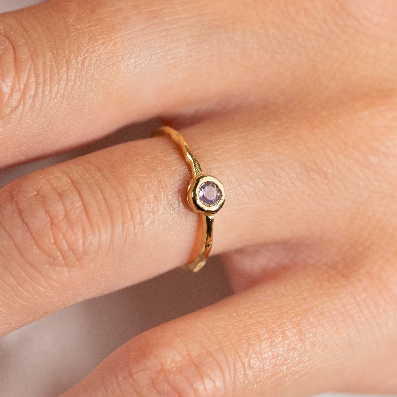 Sisi Copenhagen Selene Purple Amethyst Golden ring lilla