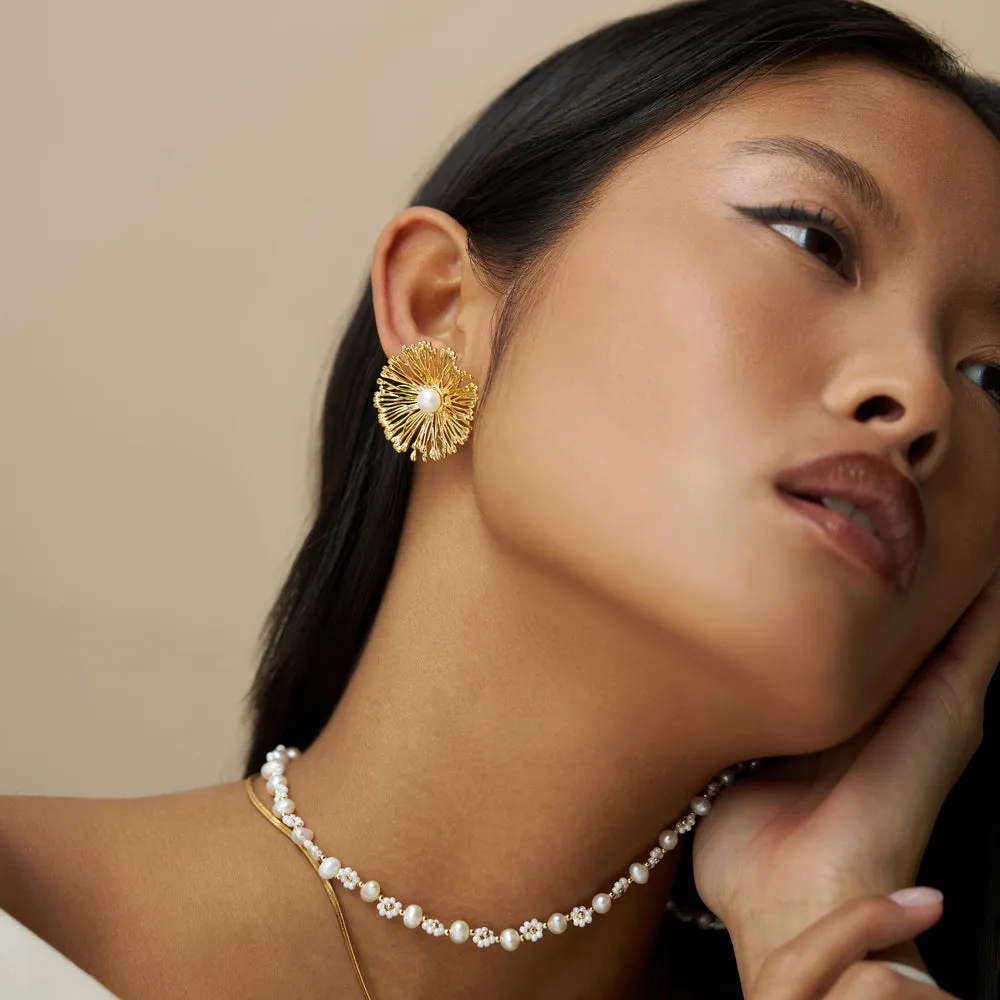 Orelia Floral Stationed Pearl halskæde guld perle