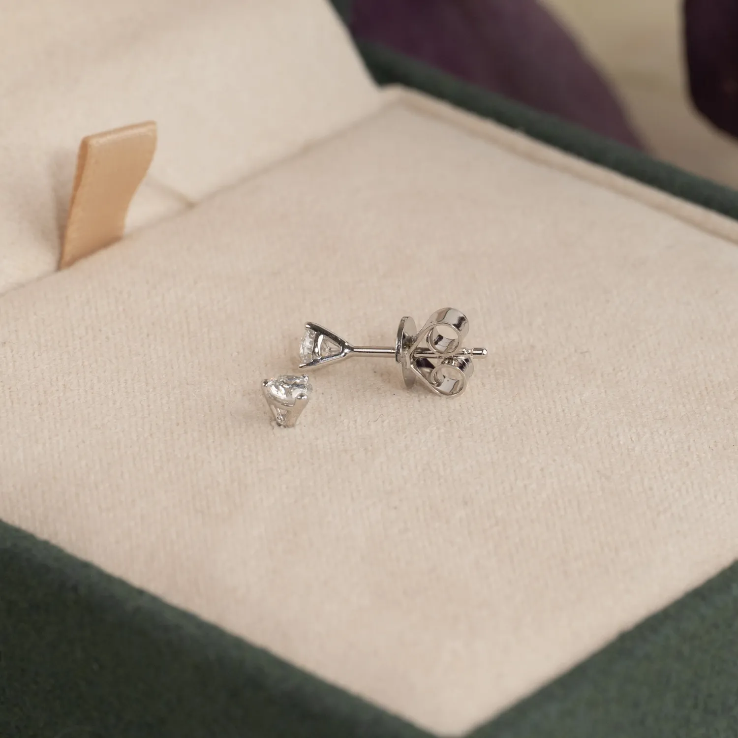 Sisi Copenhagen Simple Lab-Diamond ørestikker hvidguld 0,33 ct