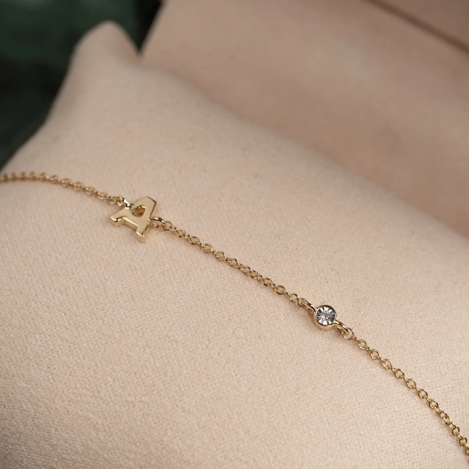 Sisi Copenhagen Letter Lab-Diamond armbånd hvidguld A-Ø