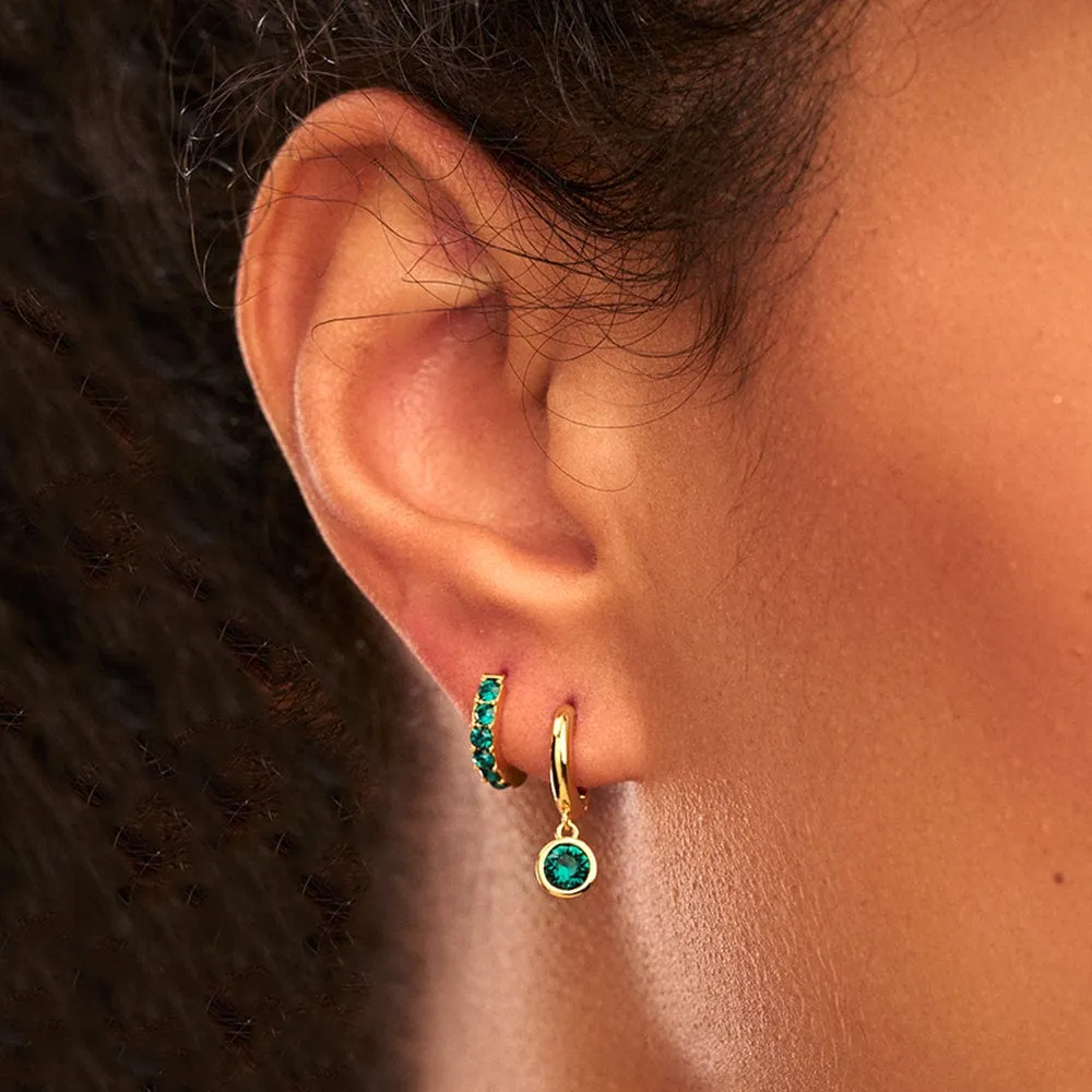 Orelia Emerald Drop Huggie øreringe forgyldt grøn Swarovski