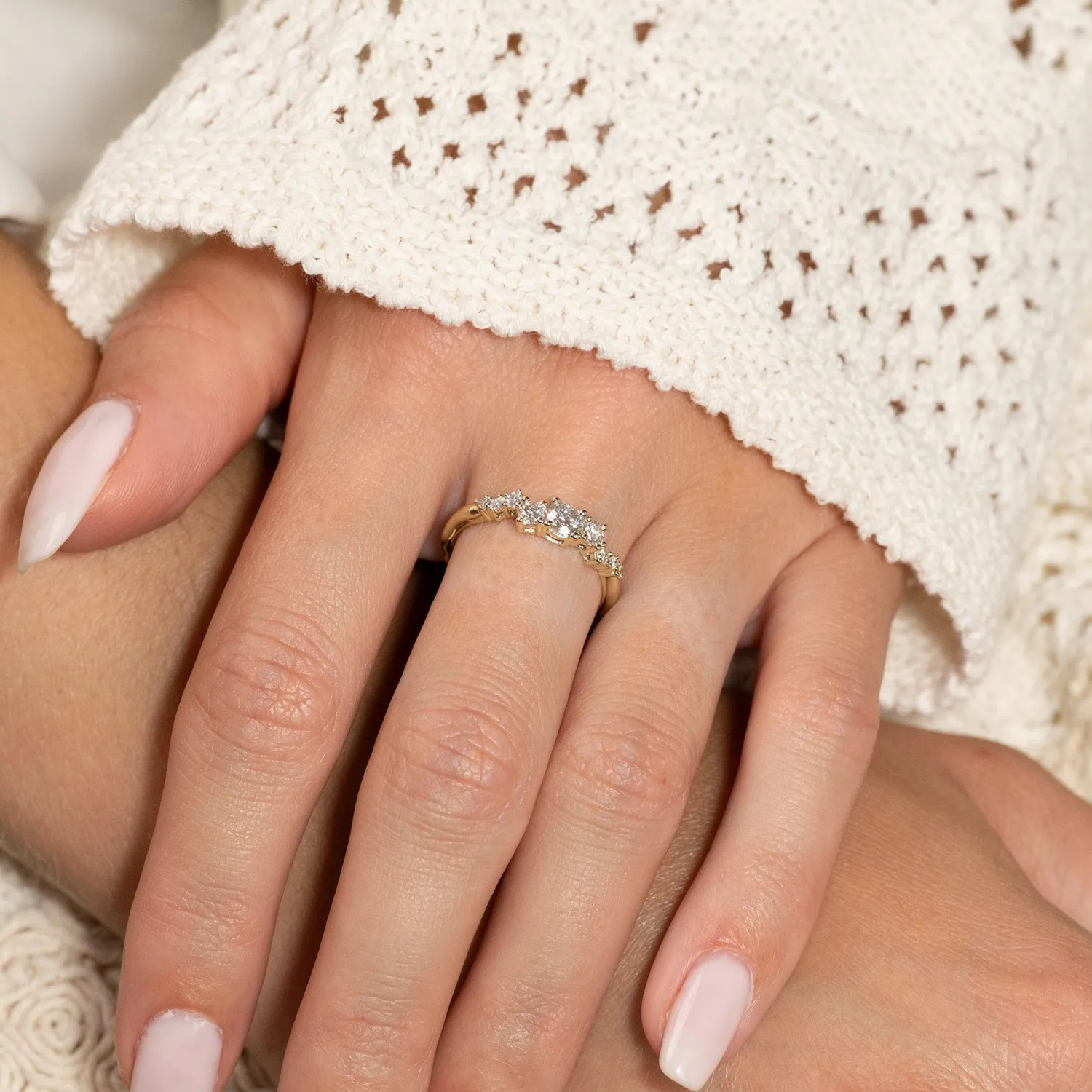 Sisi Copenhagen Organic Cluster lab-diamant ring 0,5 ct guld