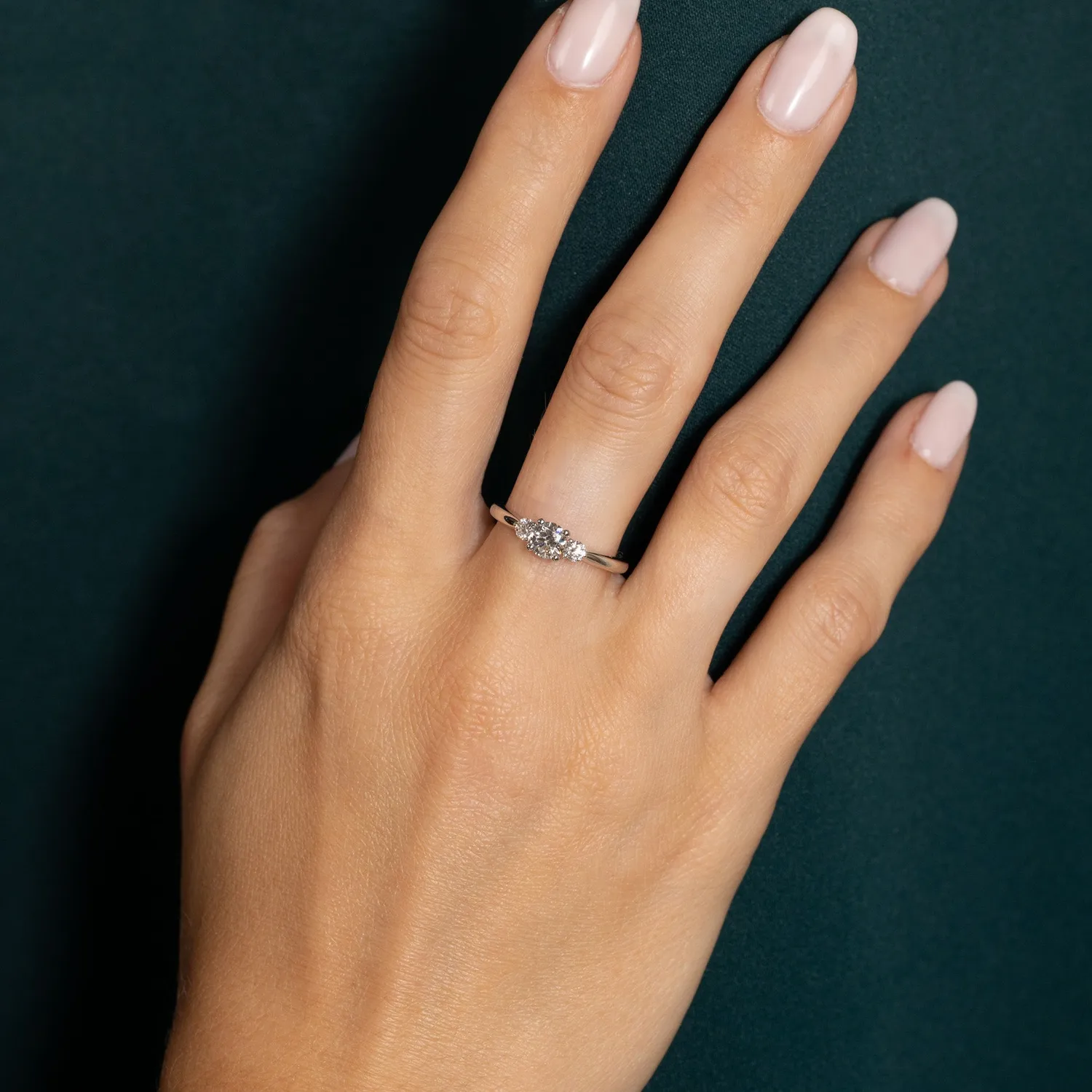 Sisi Copenhagen Round Trilogy diamantring 0,7 ct hvidguld