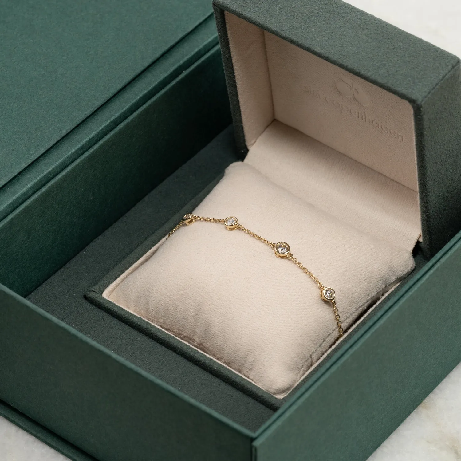 Sisi Copenhagen Diamond armbånd 14 kt guld 0,75 ct