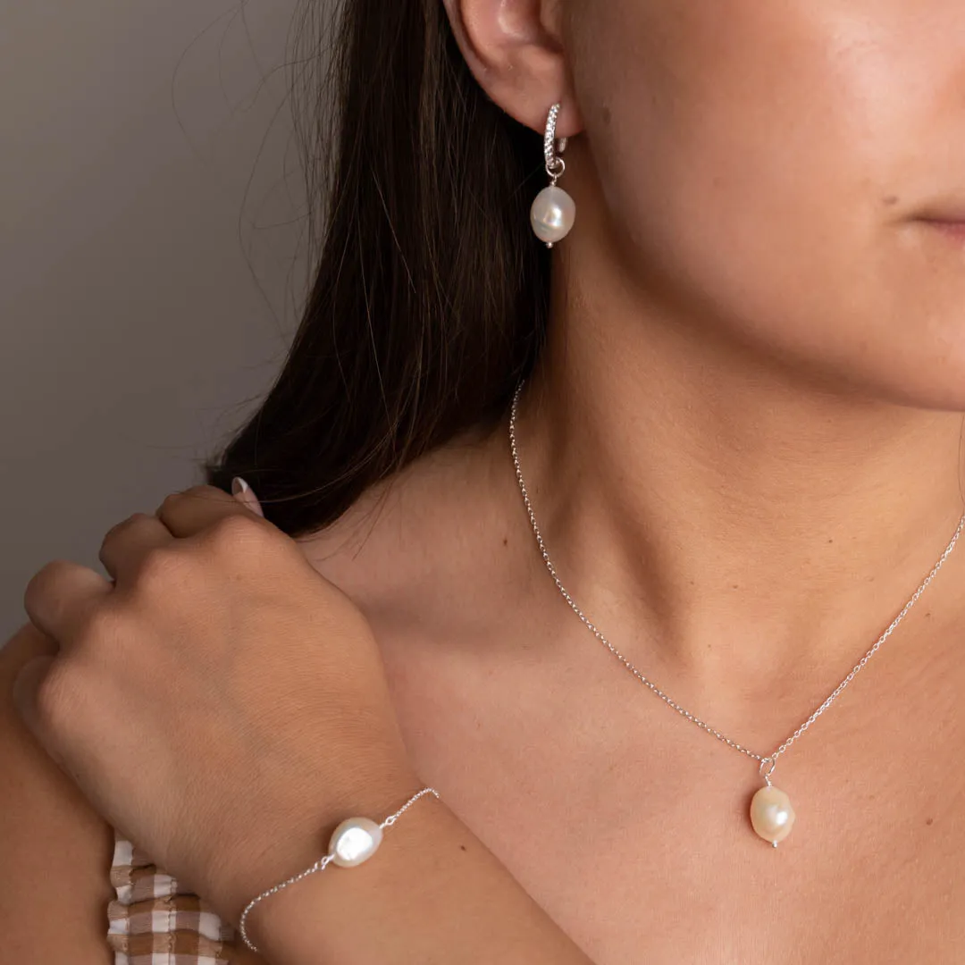 Sisi Copenhagen Noella Pearl sølv creoler par barokperle