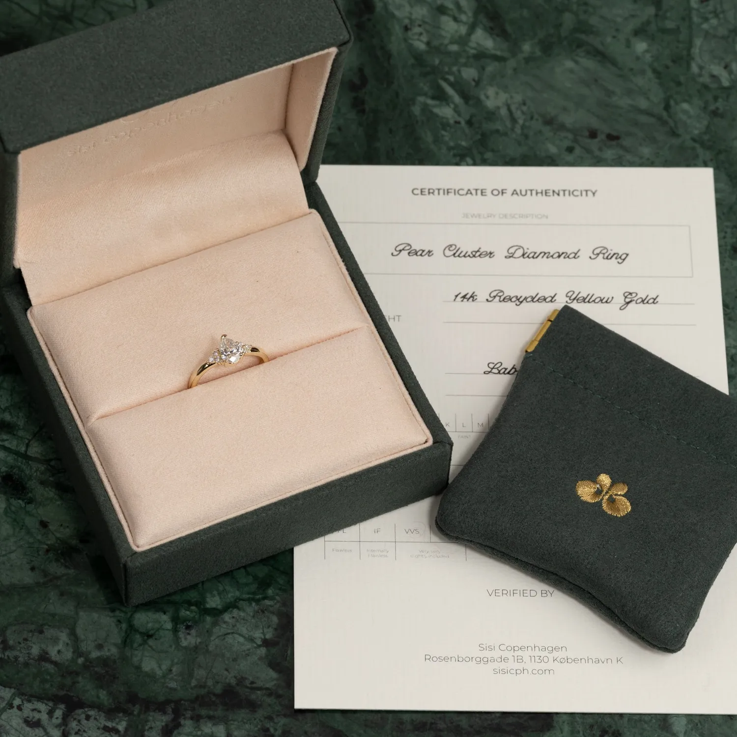 Sisi Copenhagen Triad Pear-Cut ring guld 0,65 ct lab